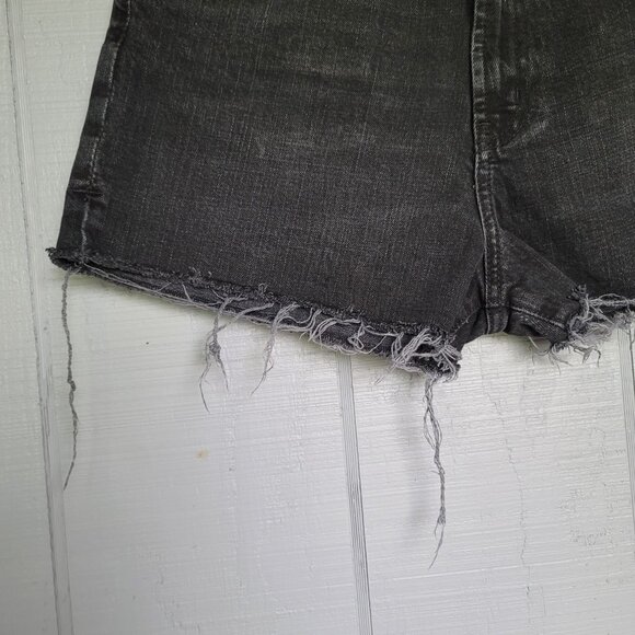 BDG Urban Outfitters Girlfriend High-Rise Denim Jeans Shorts. Size 30 - Picture 2 of 6